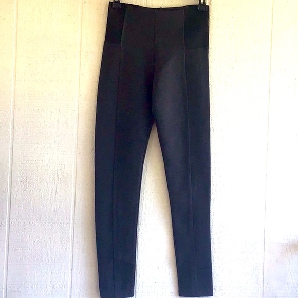 Zara high waisted leggings elastic side panels - Picture 16 of 16